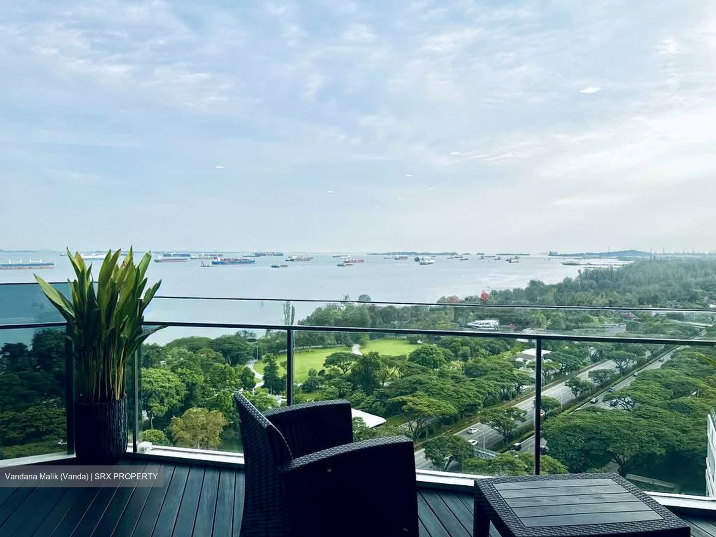 SilverSea (D15), Condominium #556563221